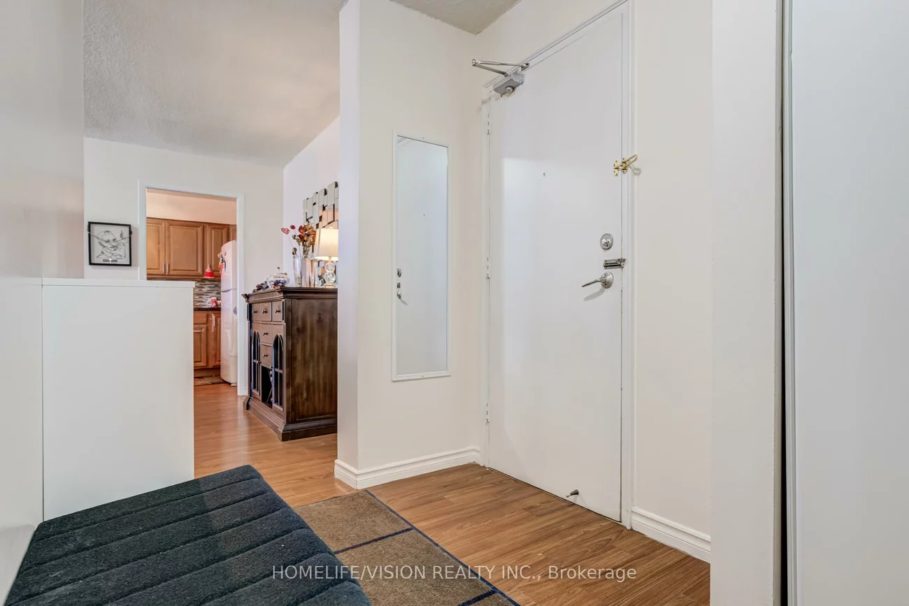 1338, York Mills, Parkwoods-Donalda, Toronto