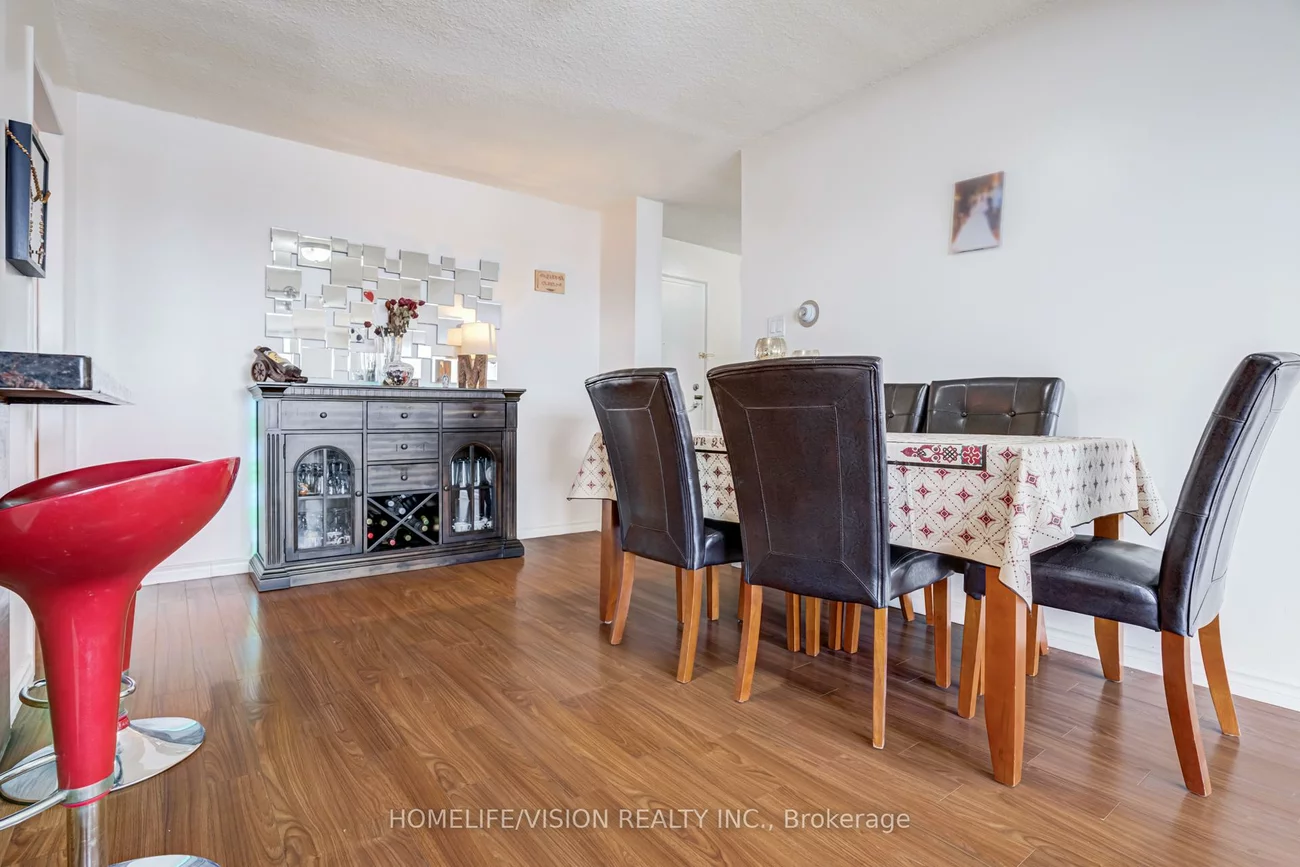 1338, York Mills, Parkwoods-Donalda, Toronto