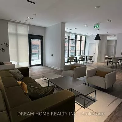 65, Mutual, Church-Yonge Corridor, Toronto