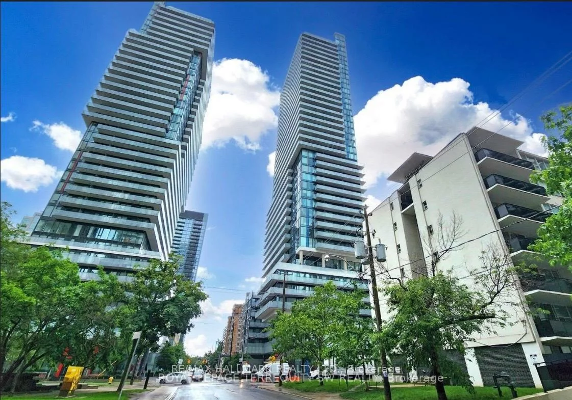 161, Roehampton, Mount Pleasant West, Toronto