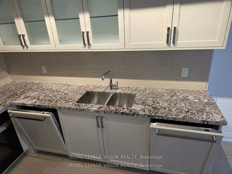 505, Glencairn, Englemount-Lawrence, Toronto