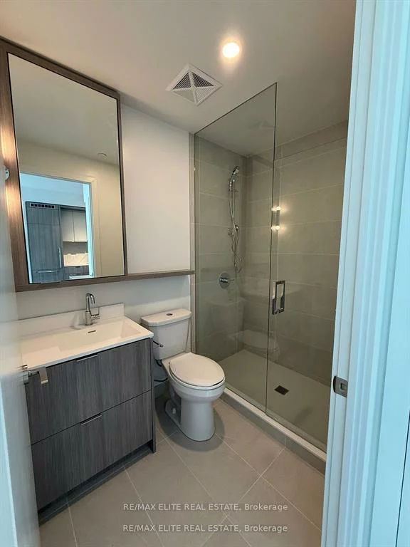 6, Greenbriar, Bayview Village, Toronto