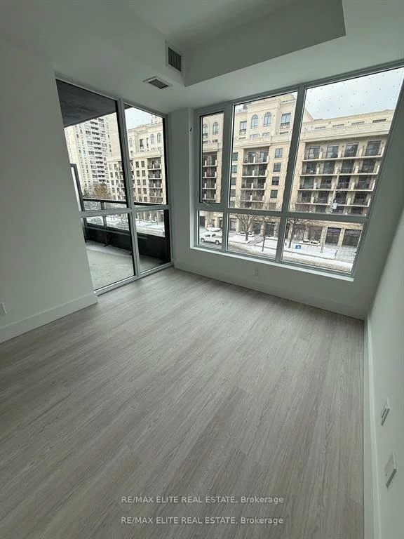 6, Greenbriar, Bayview Village, Toronto