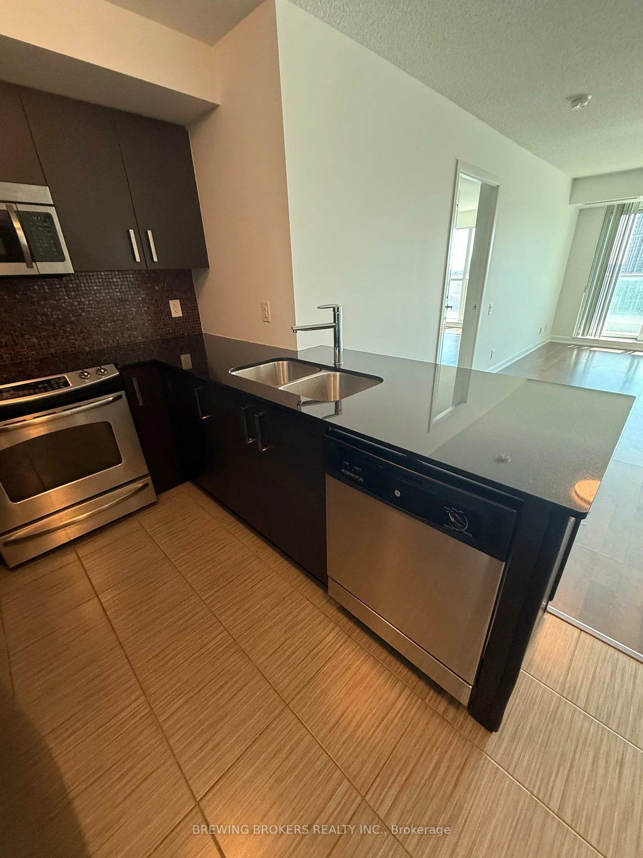 17, Anndale, Willowdale East, Toronto