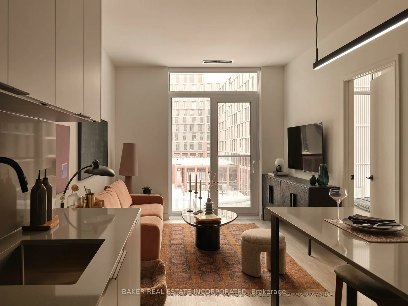 65, Trinity, Waterfront Communities C8, Toronto