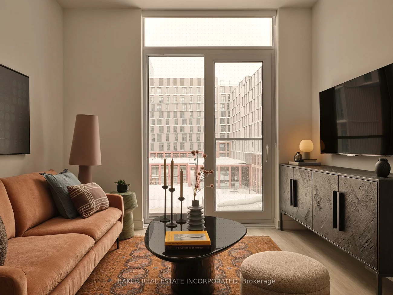 65, Trinity, Waterfront Communities C8, Toronto