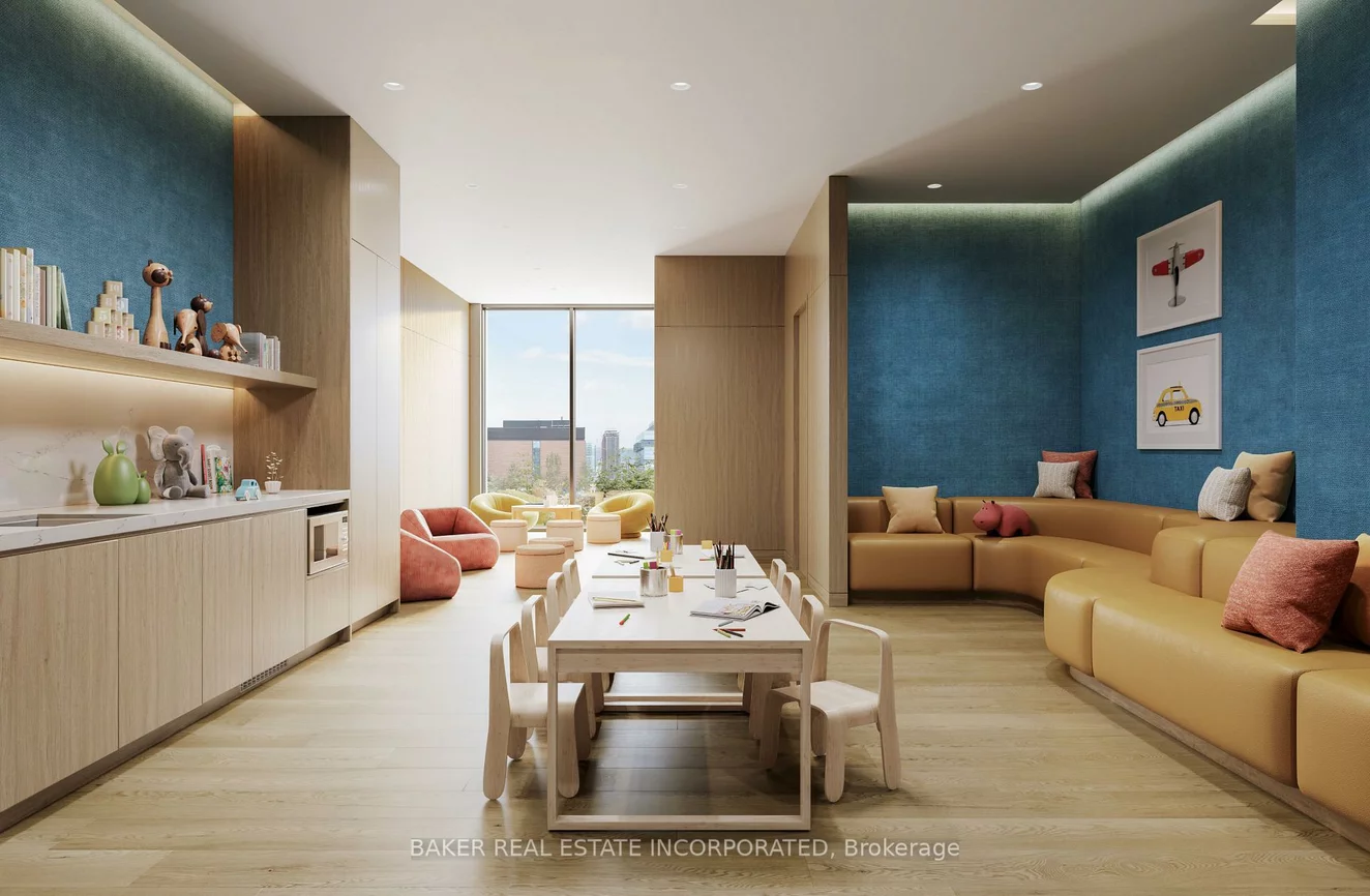 65, Trinity, Waterfront Communities C8, Toronto