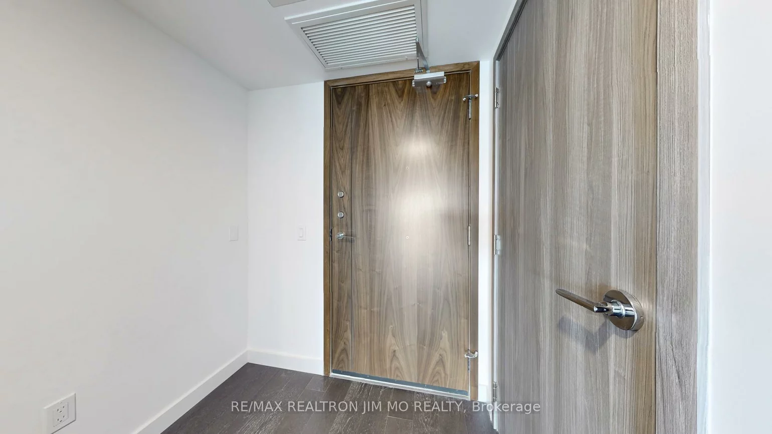 3, Concord Cityplace, Waterfront Communities C1, Toronto