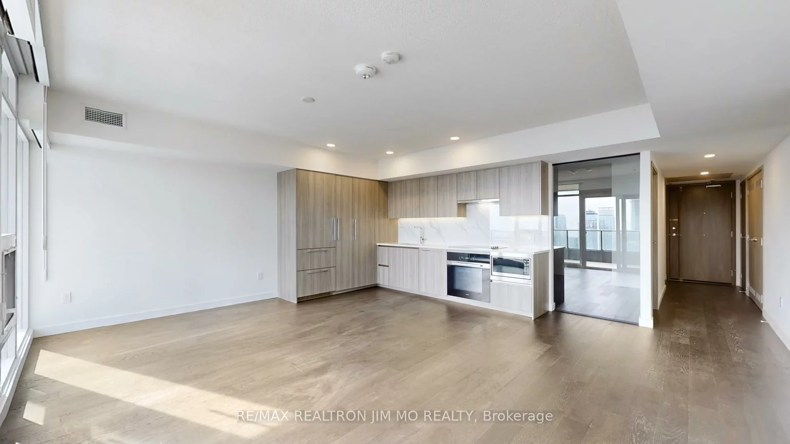 3, Concord Cityplace, Waterfront Communities C1, Toronto