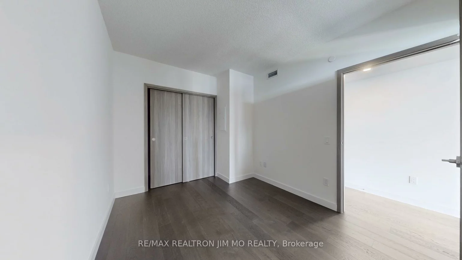 3, Concord Cityplace, Waterfront Communities C1, Toronto