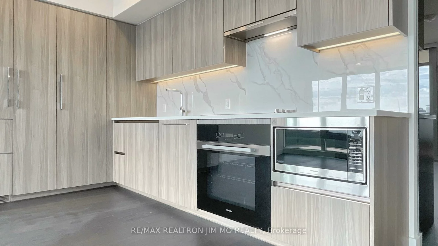 3, Concord Cityplace, Waterfront Communities C1, Toronto