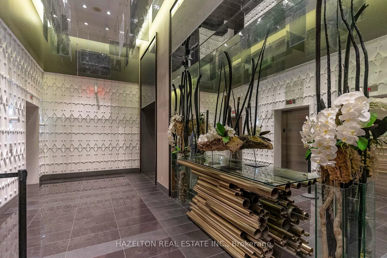 32, Davenport, Annex, Toronto