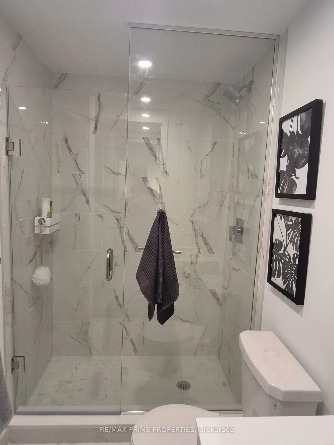 88, Queen, Church-Yonge Corridor, Toronto