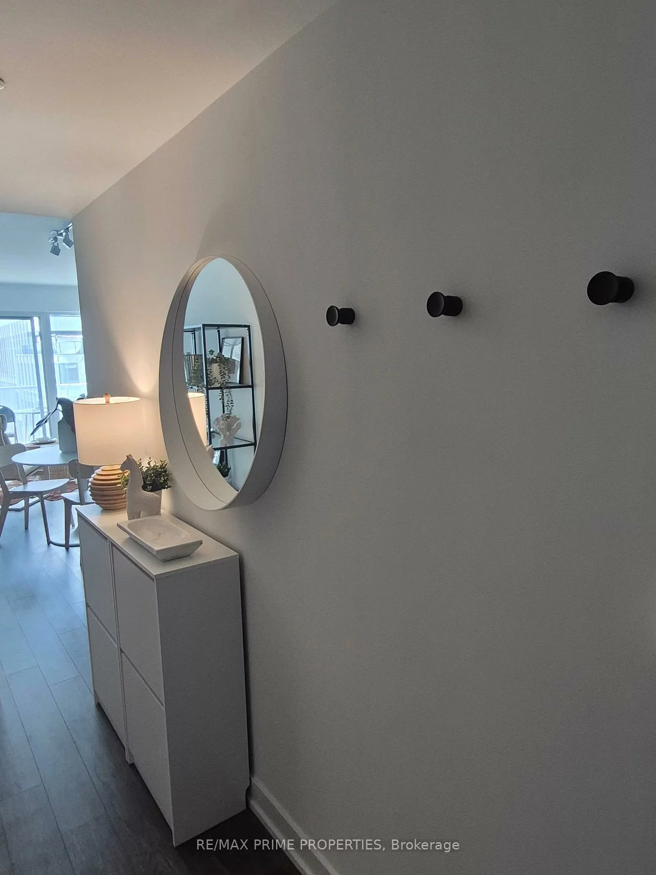 88, Queen, Church-Yonge Corridor, Toronto