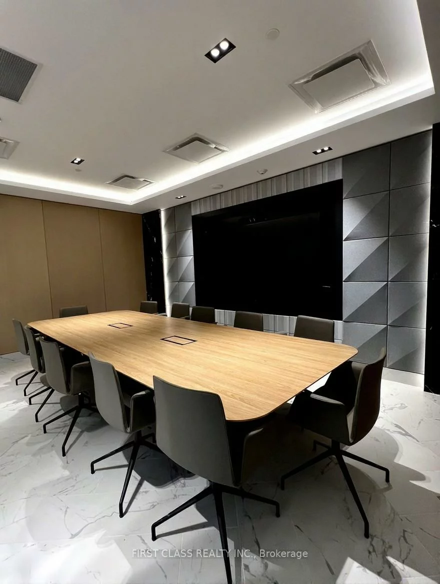 38, Widmer, Waterfront Communities C1, Toronto