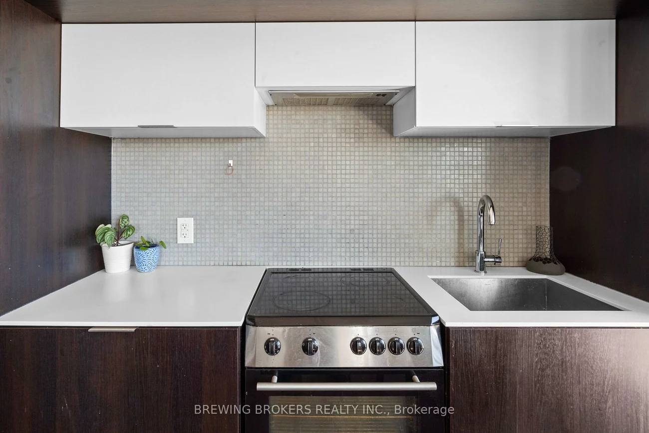 159, Dundas, Church-Yonge Corridor, Toronto