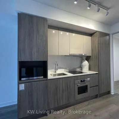 180, Front, Moss Park, Toronto