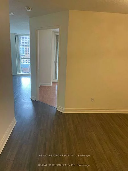 736, Bay, Bay Street Corridor, Toronto