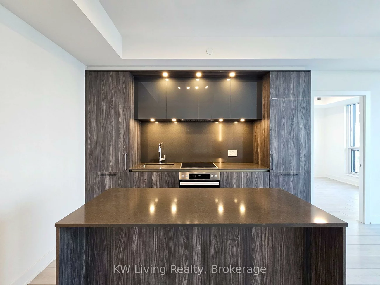 15, Mercer, Waterfront Communities C1, Toronto