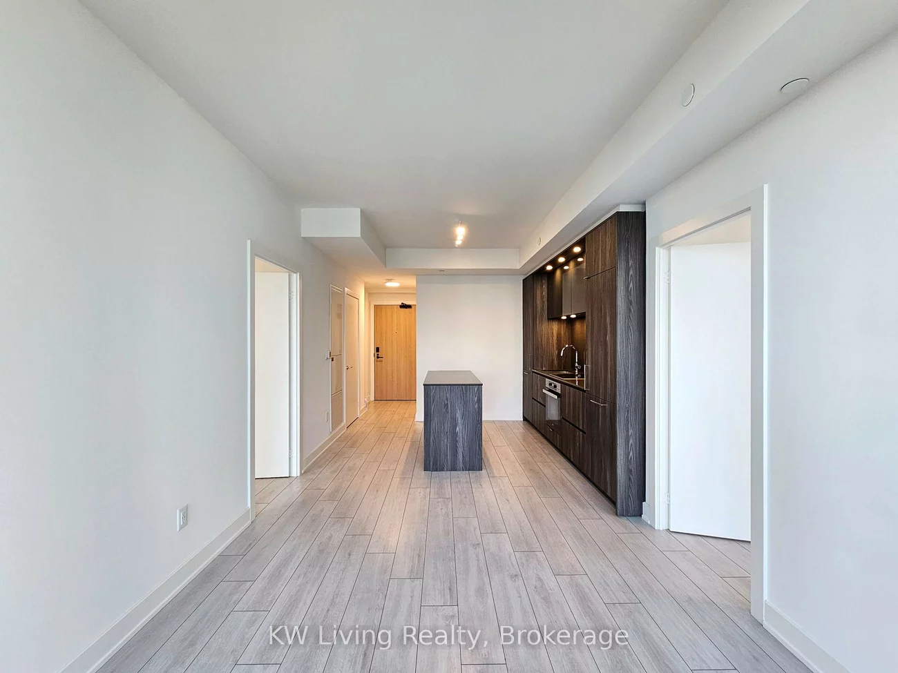 15, Mercer, Waterfront Communities C1, Toronto