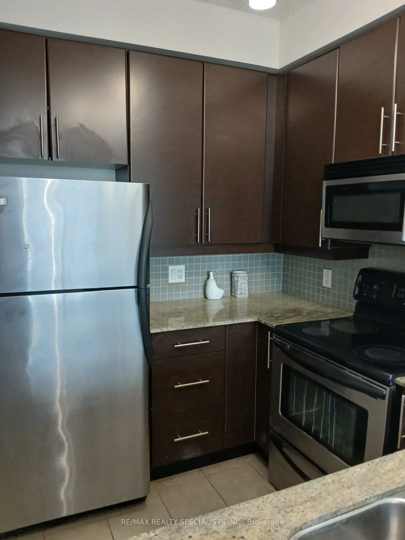 18, Harbour, Waterfront Communities C1, Toronto