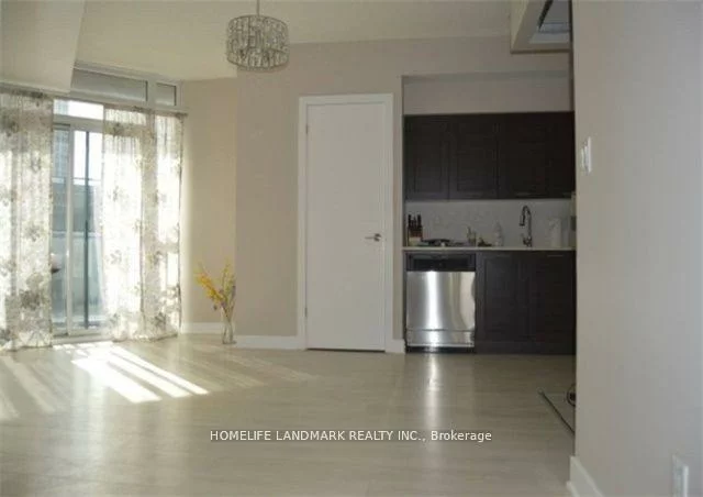 169, Fort York, Waterfront Communities C1, Toronto