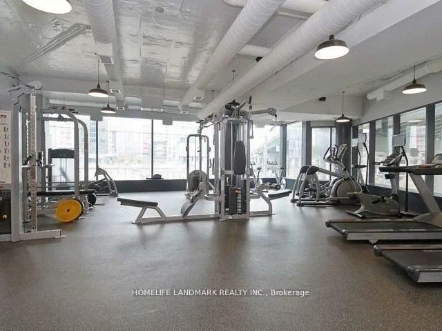 169, Fort York, Waterfront Communities C1, Toronto