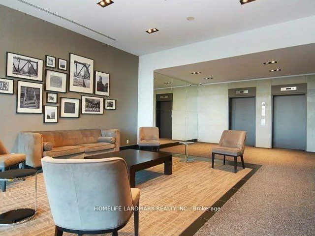 169, Fort York, Waterfront Communities C1, Toronto