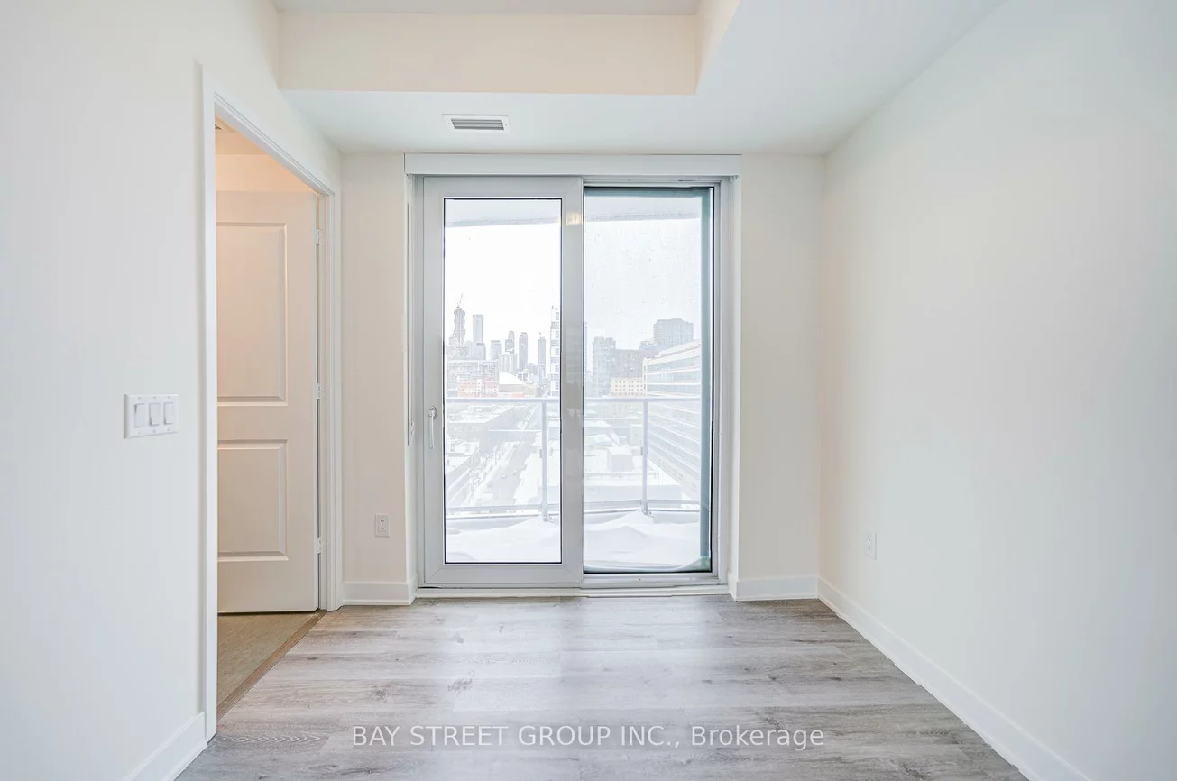 100, Dalhousie, Church-Yonge Corridor, Toronto