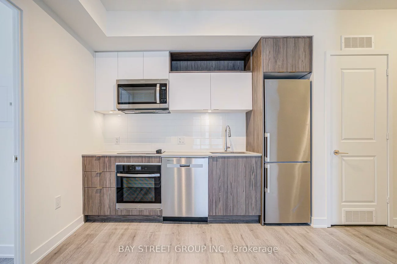 100, Dalhousie, Church-Yonge Corridor, Toronto