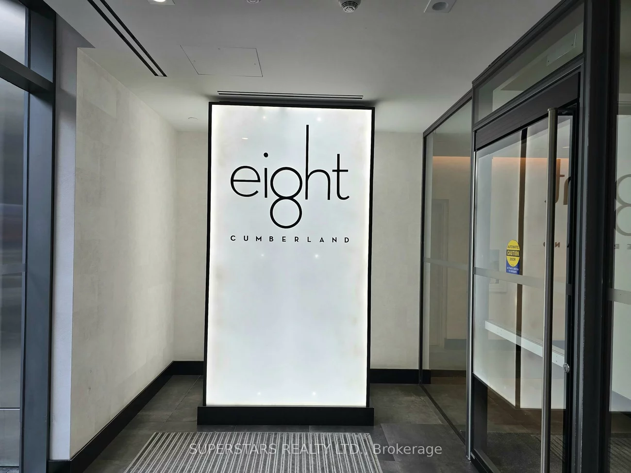 8, Cumberland, Annex, Toronto