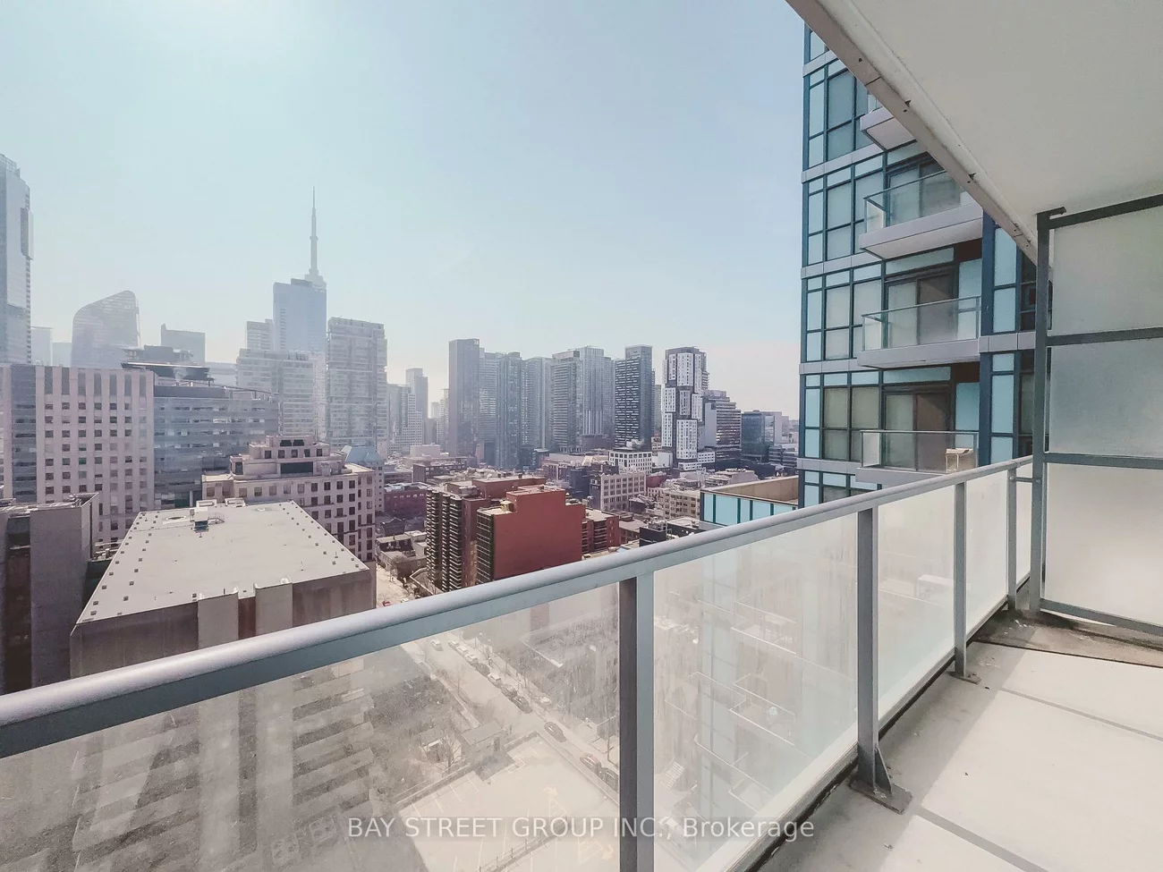 210, Simcoe, University, Toronto