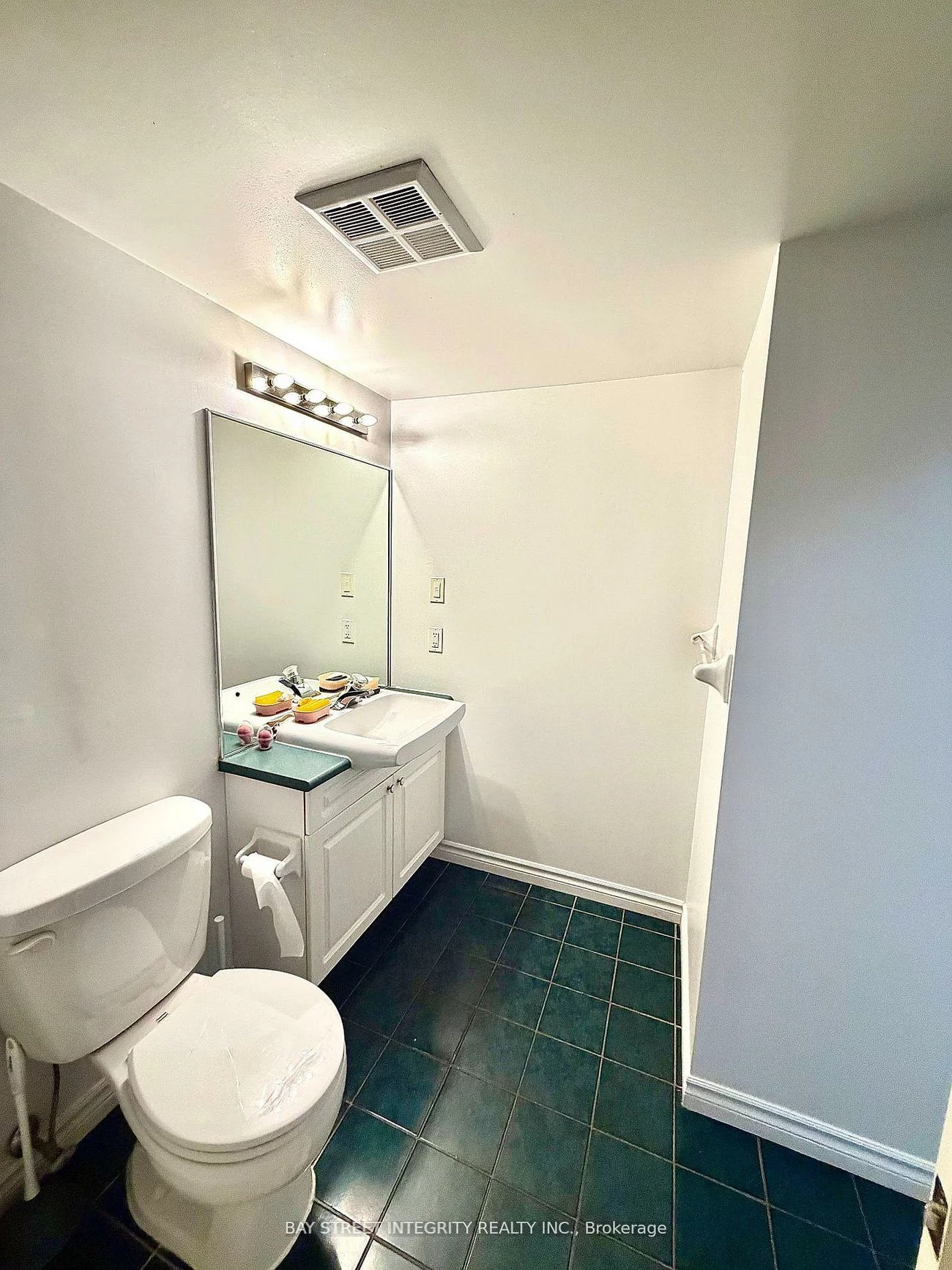 30, Hayden, Church-Yonge Corridor, Toronto