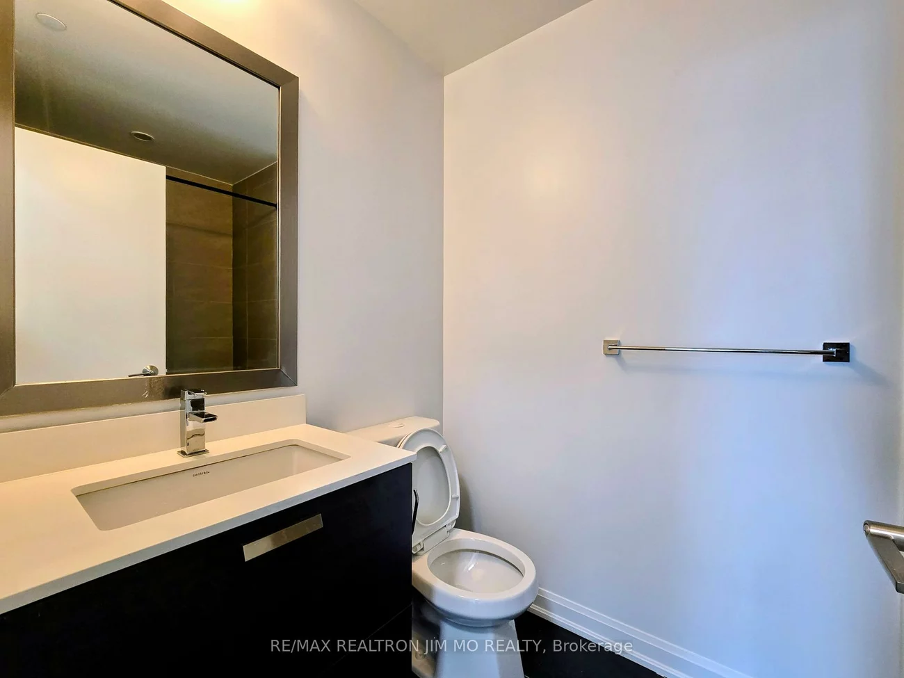 9, Bogert, Lansing-Westgate, Toronto