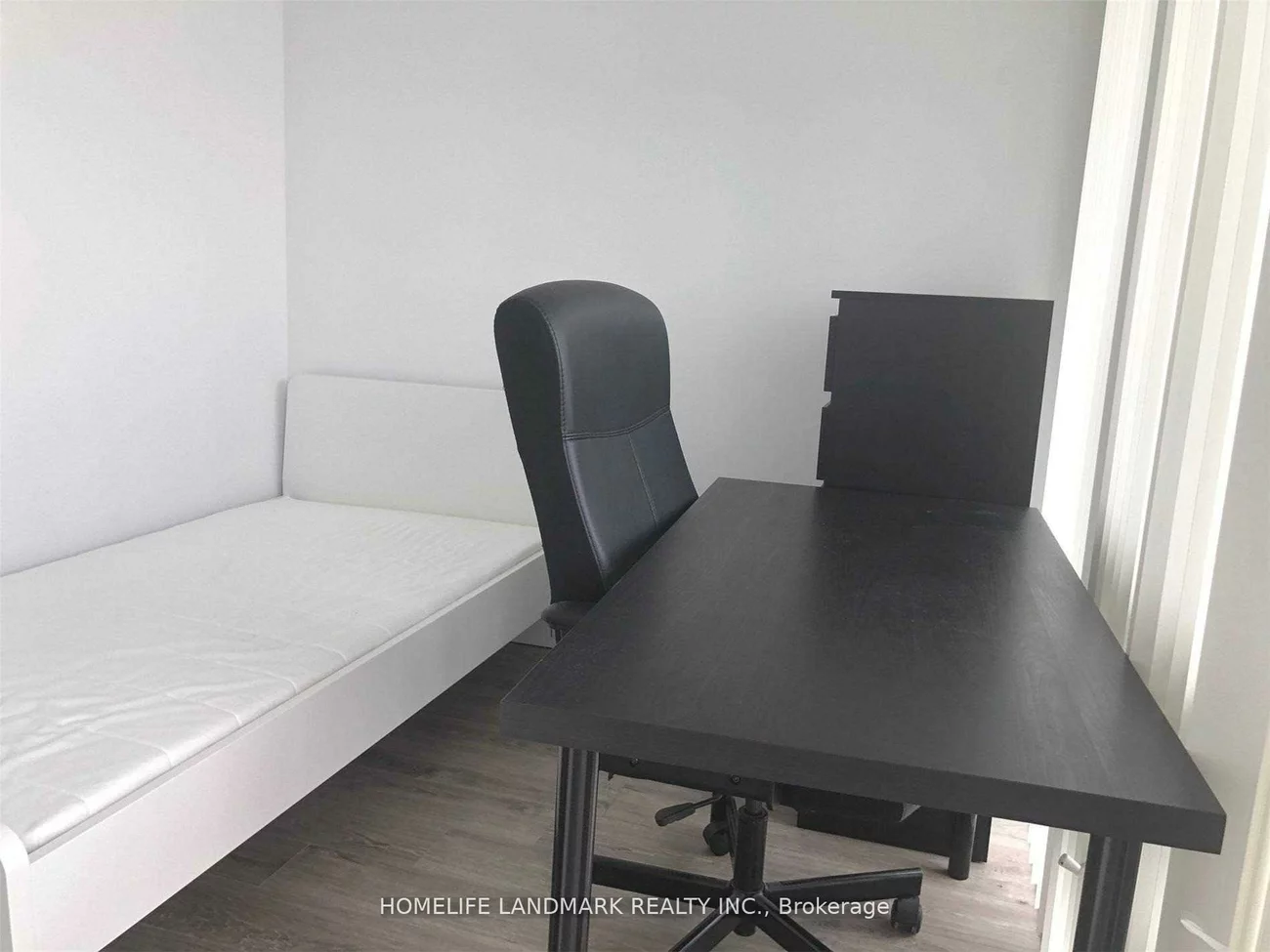 42, Charles, Church-Yonge Corridor, Toronto