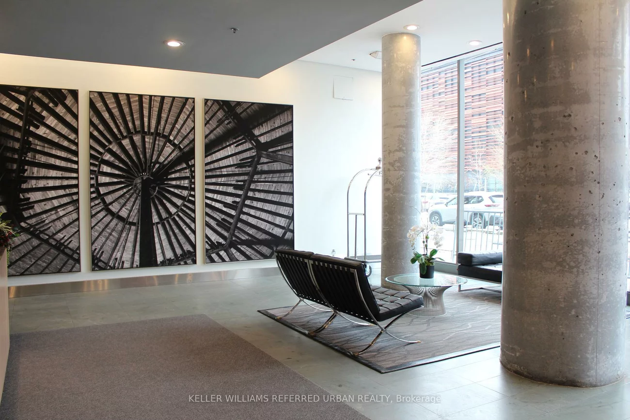 33, Mill, Waterfront Communities C8, Toronto