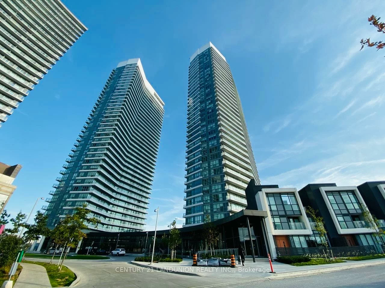 115, McMahon, Bayview Village, Toronto