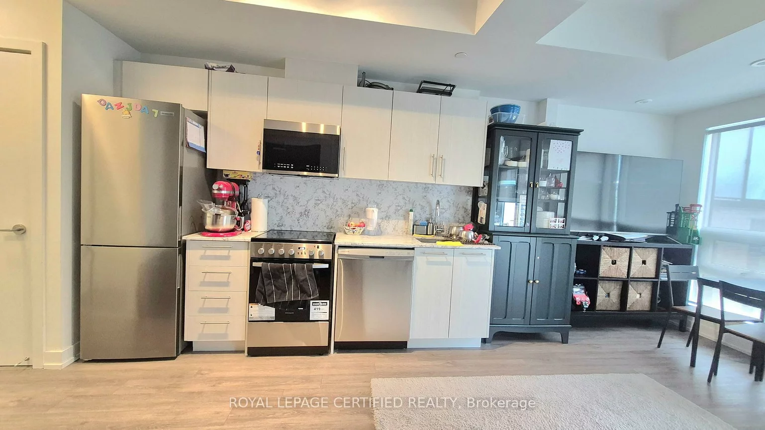 851, Sheppard, Clanton Park, Toronto