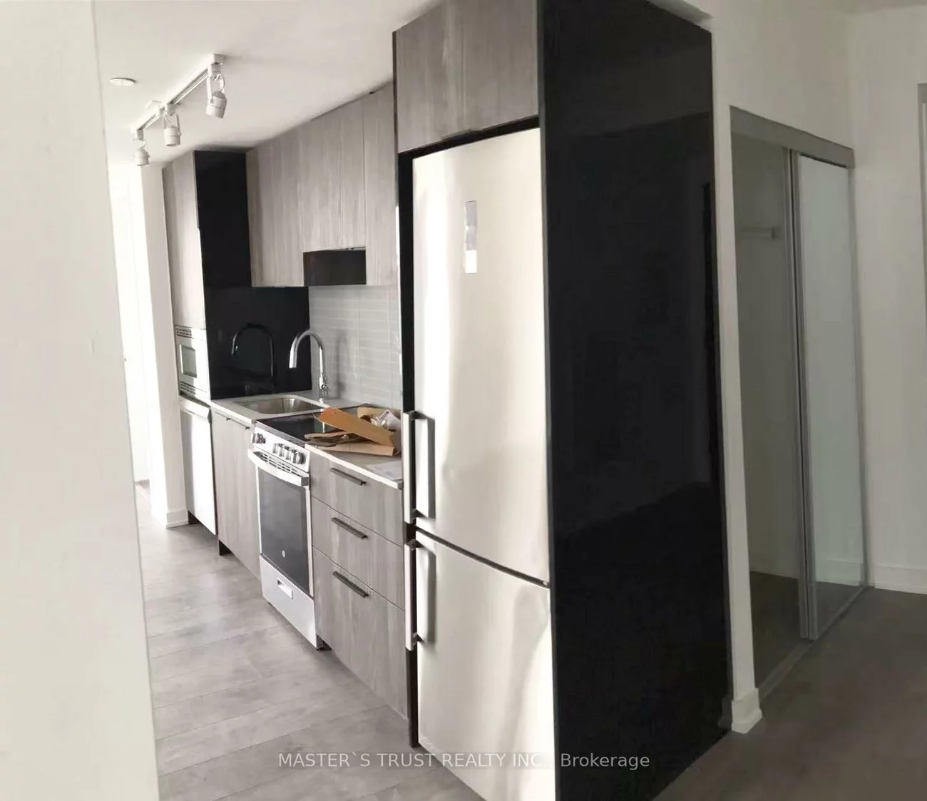 501, Yonge, Church-Yonge Corridor, Toronto