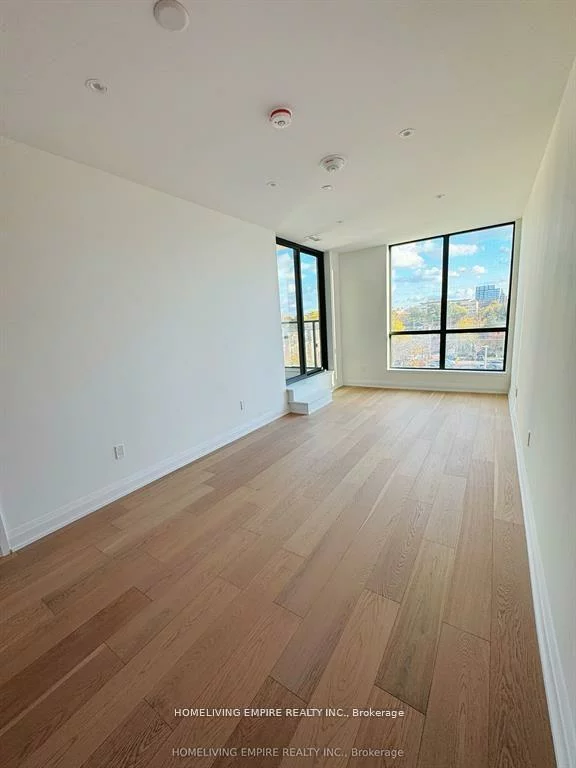 505, Glencairn, Englemount-Lawrence, Toronto