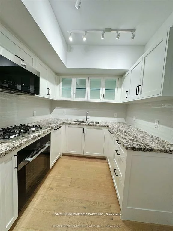 505, Glencairn, Englemount-Lawrence, Toronto