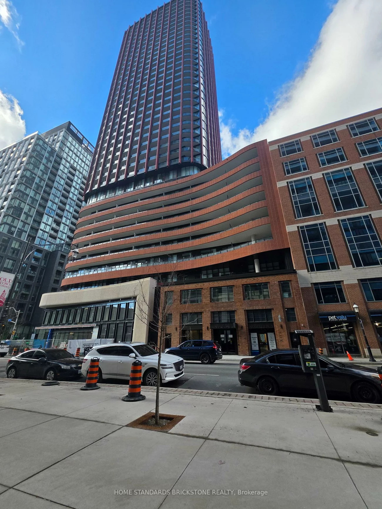 180, Front, Moss Park, Toronto