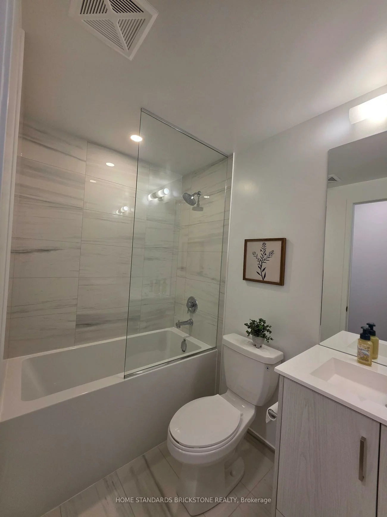 180, Front, Moss Park, Toronto