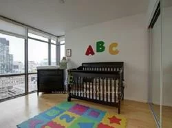 37, grosvenor, Bay Street Corridor, Toronto