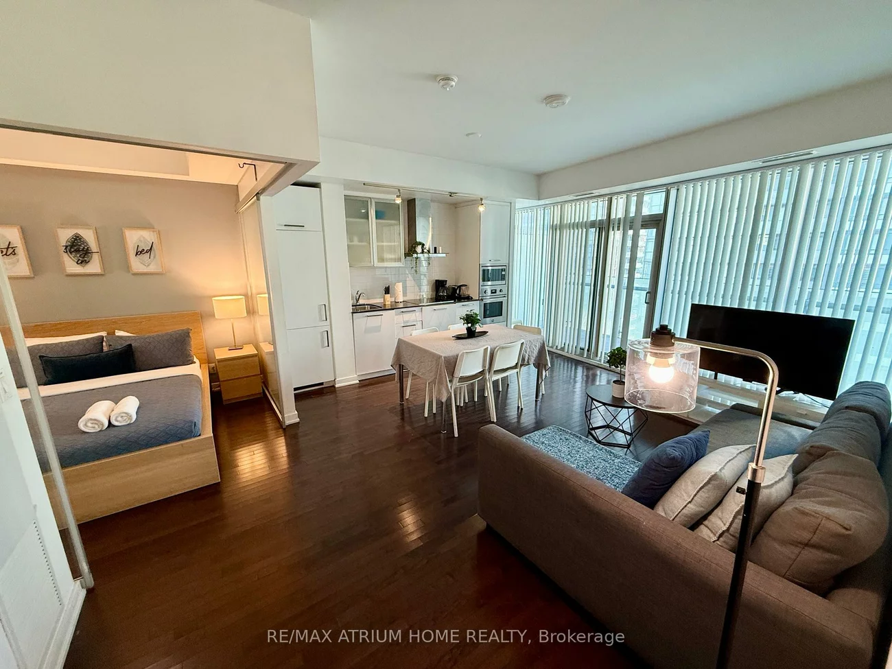 14, York, Waterfront Communities C1, Toronto