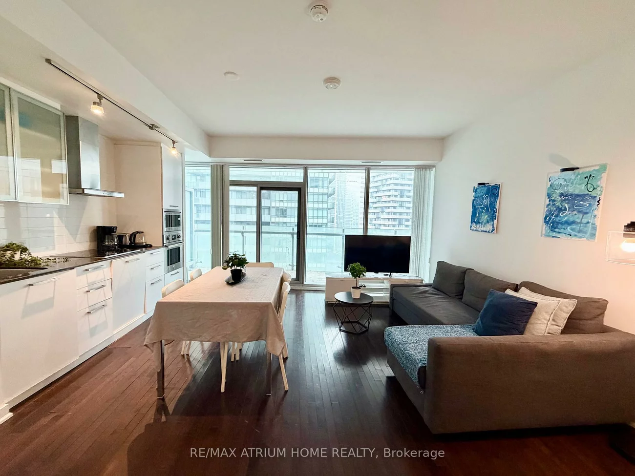 14, York, Waterfront Communities C1, Toronto