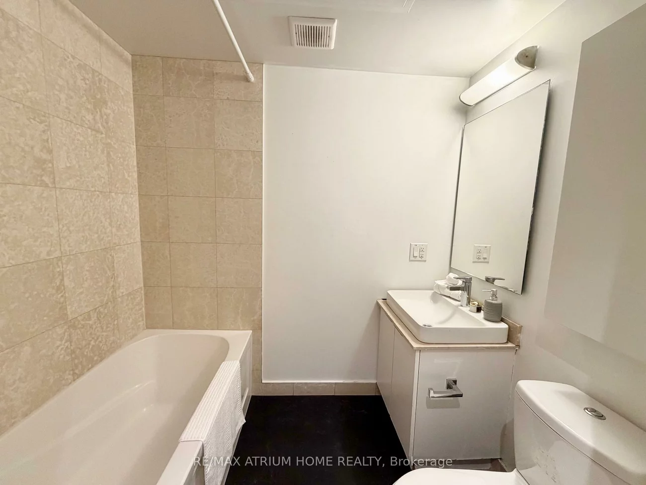 14, York, Waterfront Communities C1, Toronto