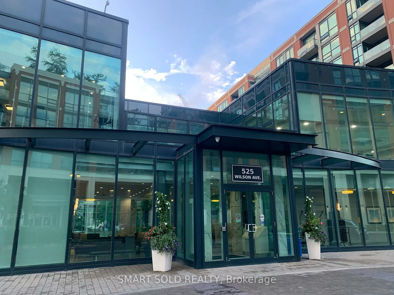 525, Wilson, Clanton Park, Toronto