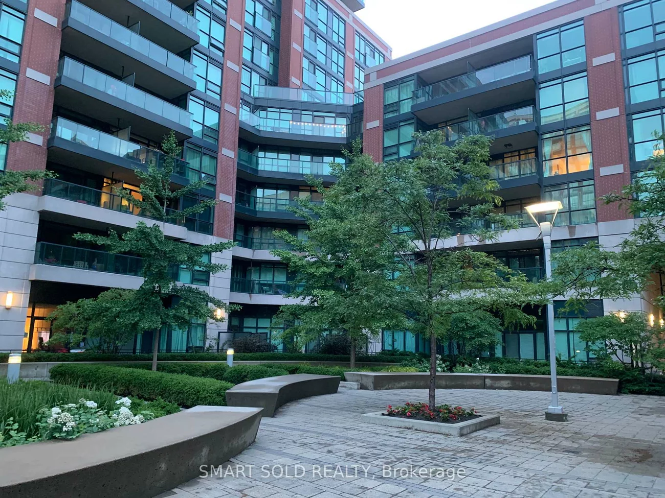 525, Wilson, Clanton Park, Toronto