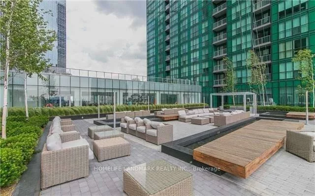 9, Bogert, Lansing-Westgate, Toronto